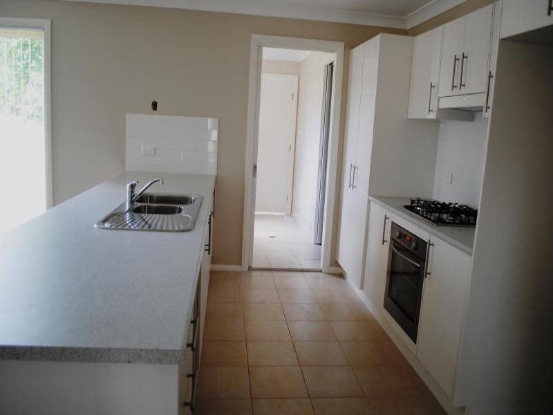 9/105 Thompson Street, Cootamundra NSW 2590