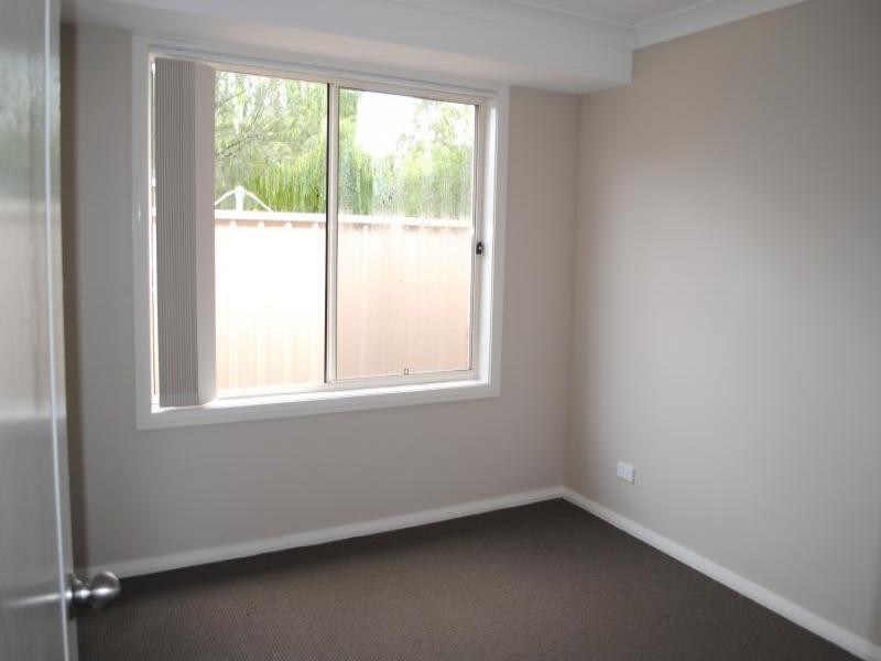 9/105 Thompson Street, Cootamundra NSW 2590