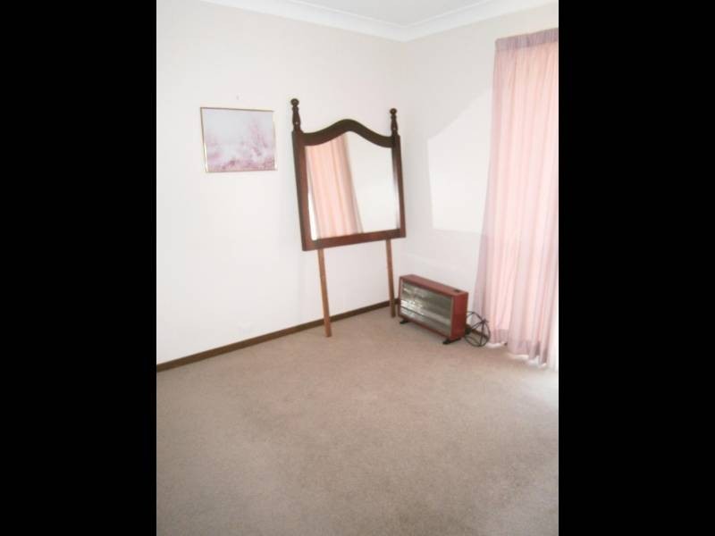 9 Inala Place, Cootamundra NSW 2590