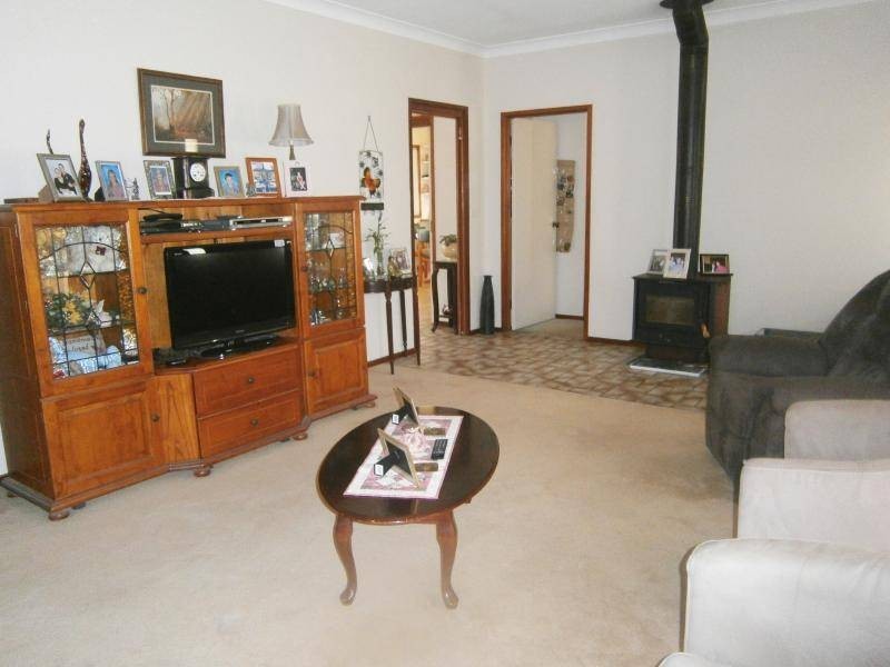 5 Bland Street, Cootamundra NSW 2590