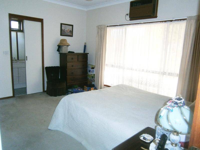 5 Bland Street, Cootamundra NSW 2590