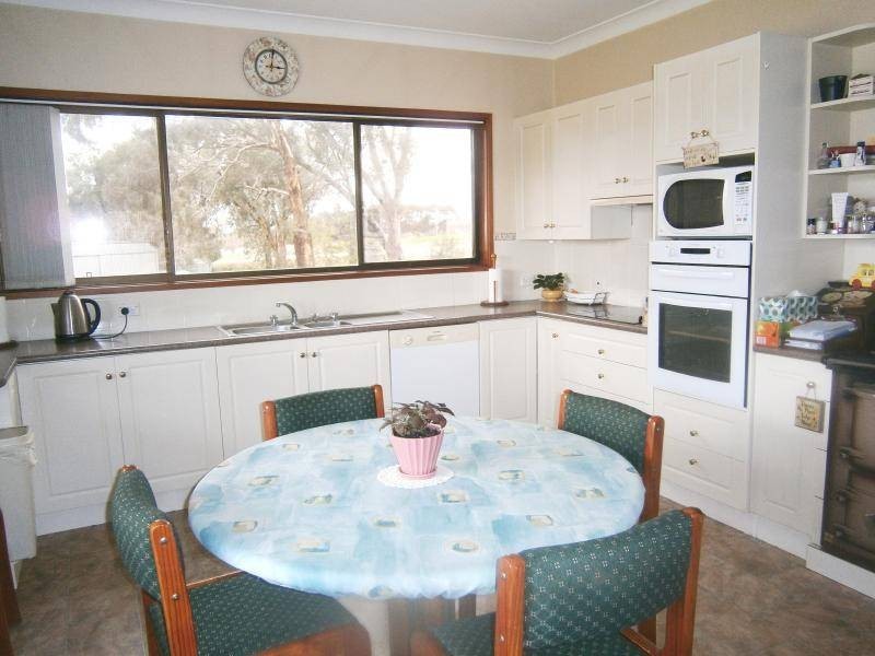 5 Bland Street, Cootamundra NSW 2590
