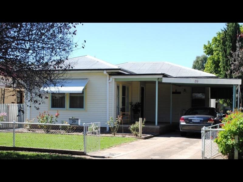 39 O’Donnell Street, Cootamundra NSW 2590