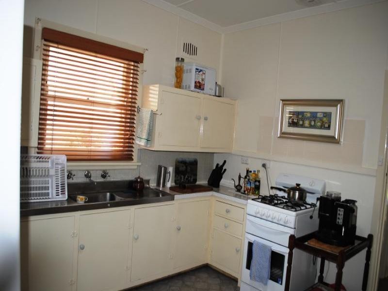 39 O’Donnell Street, Cootamundra NSW 2590