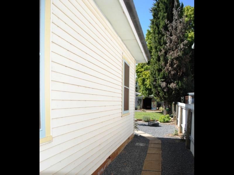 39 O’Donnell Street, Cootamundra NSW 2590