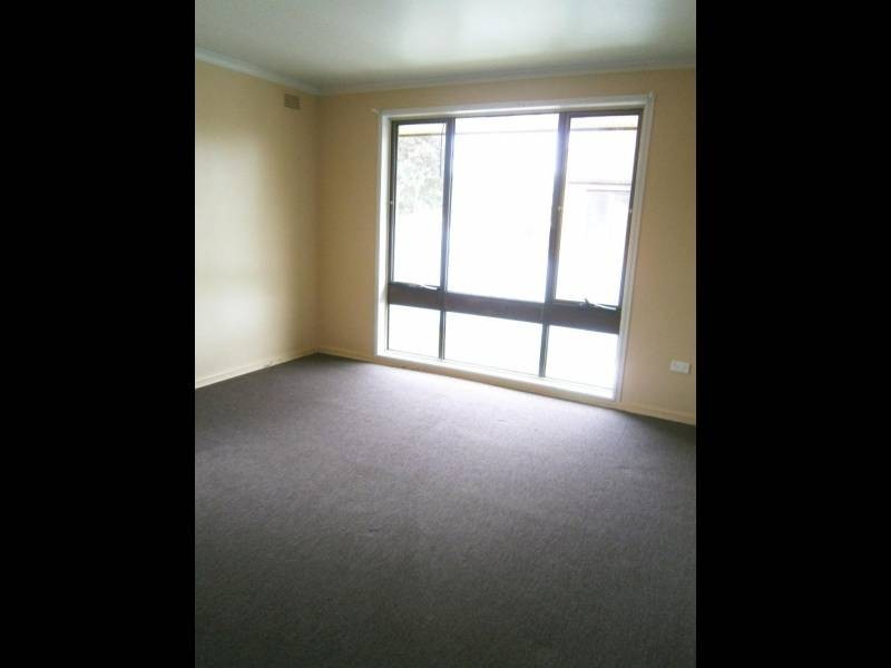 6 Meagher Street, Cootamundra NSW 2590