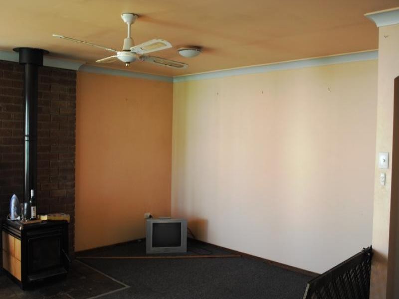 49 Hovell Street, Cootamundra NSW 2590