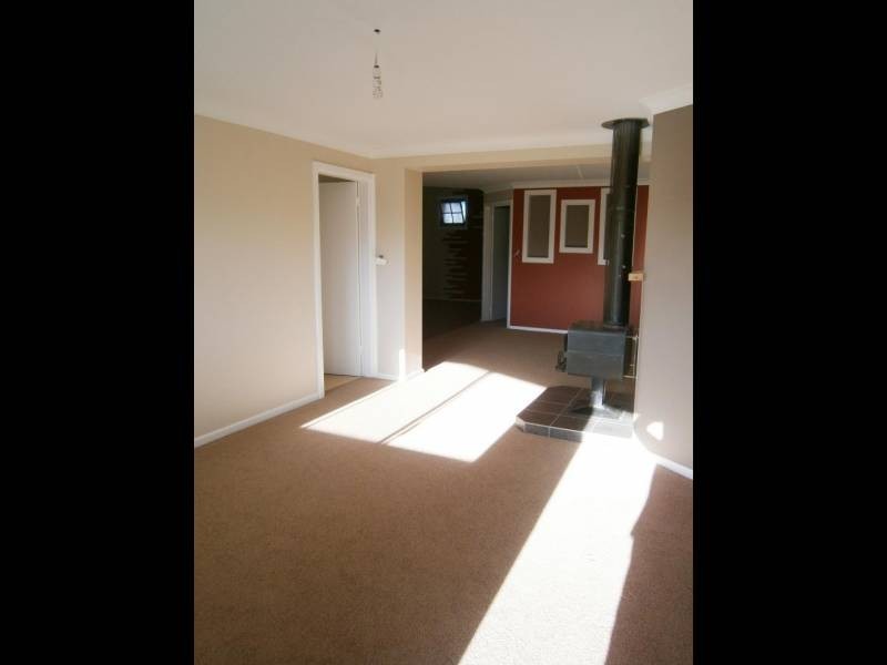 94 Temora Street, Cootamundra NSW 2590