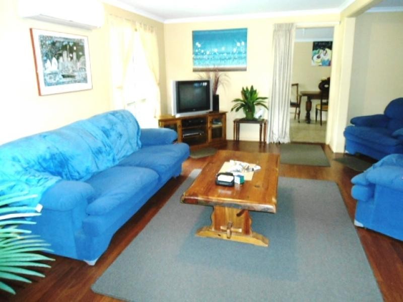 1 Victoria Street, Wallendbeen NSW 2588