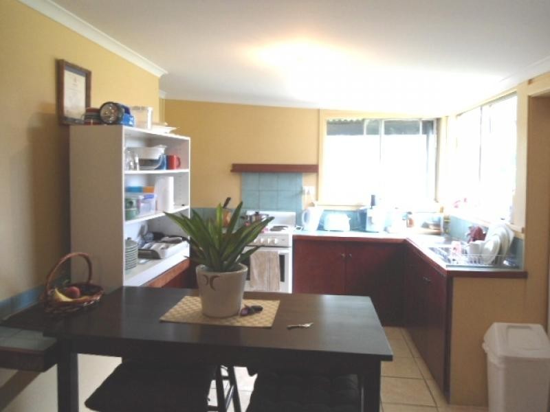 1 Victoria Street, Wallendbeen NSW 2588