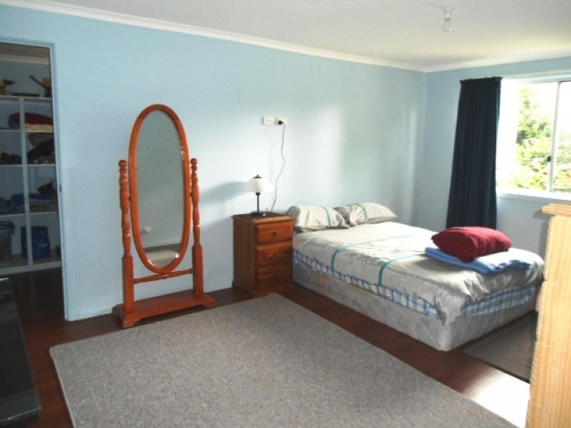 1 Victoria Street, Wallendbeen NSW 2588