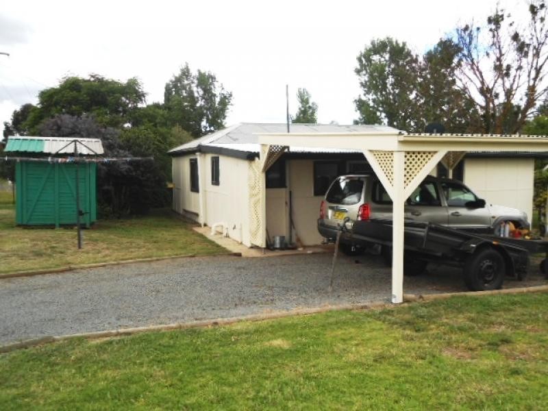 1 Victoria Street, Wallendbeen NSW 2588