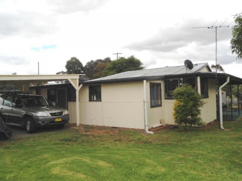 1 Victoria Street, Wallendbeen NSW 2588