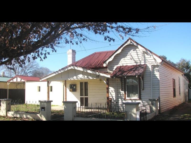 52 Murray Street, Cootamundra NSW 2590