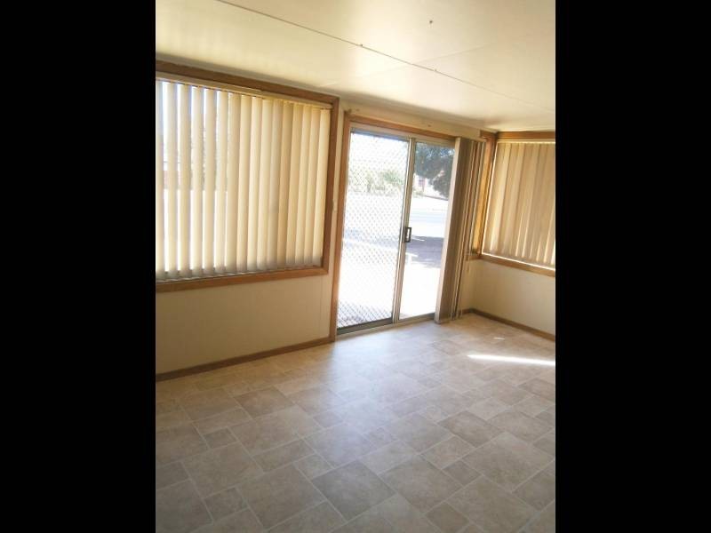 11 Yass Road, Cootamundra NSW 2590