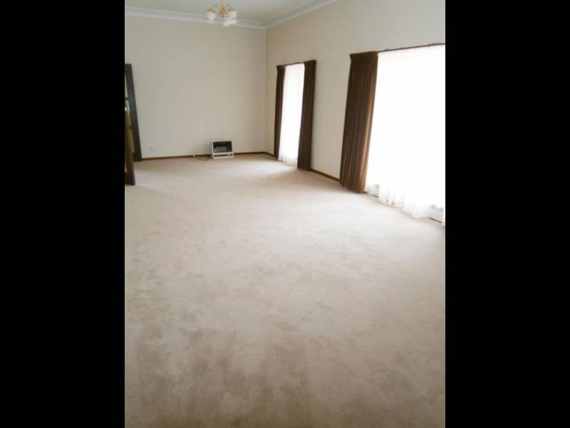 43 Thompson Street, Cootamundra NSW 2590