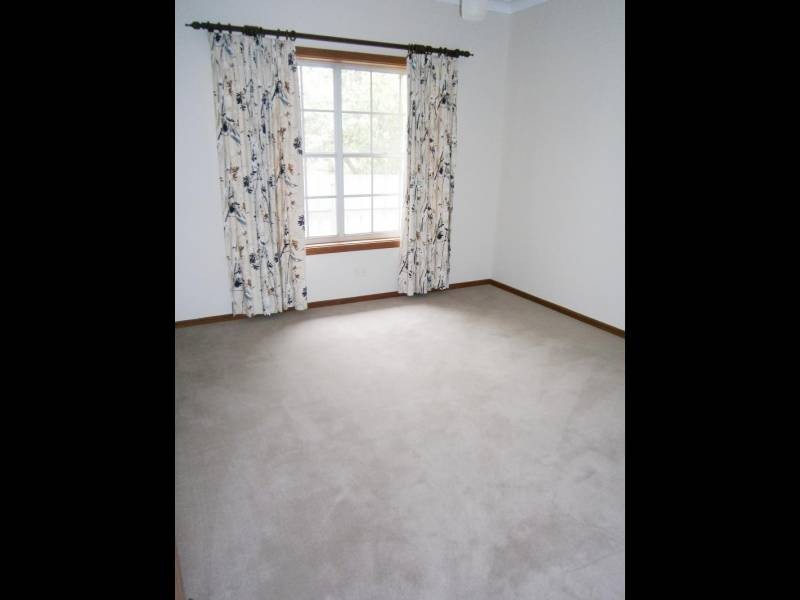 43 Thompson Street, Cootamundra NSW 2590