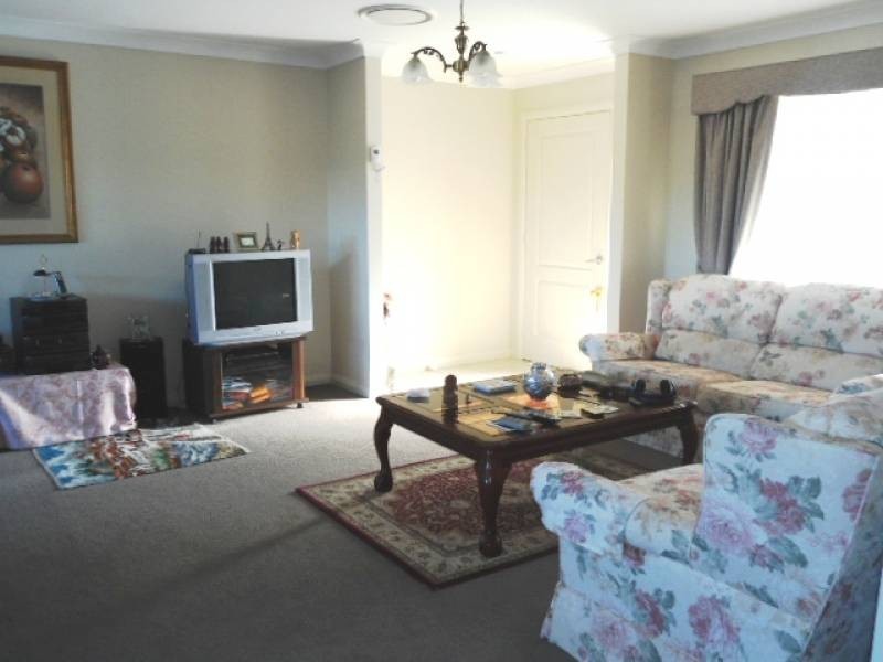 28/8 Short Street, Cootamundra NSW 2590