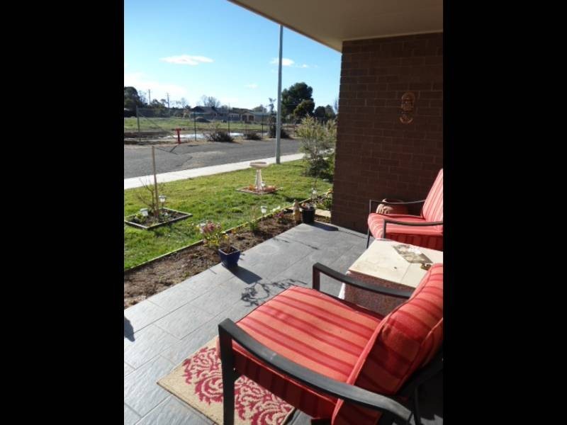 28/8 Short Street, Cootamundra NSW 2590