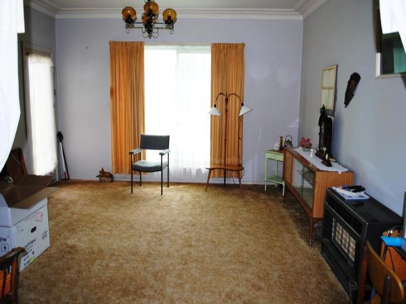 31 Cowcumbla Street, Cootamundra NSW 2590