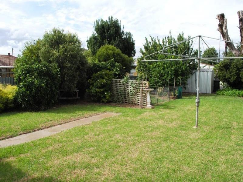 31 Cowcumbla Street, Cootamundra NSW 2590