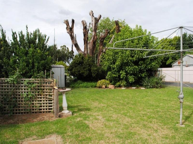 31 Cowcumbla Street, Cootamundra NSW 2590