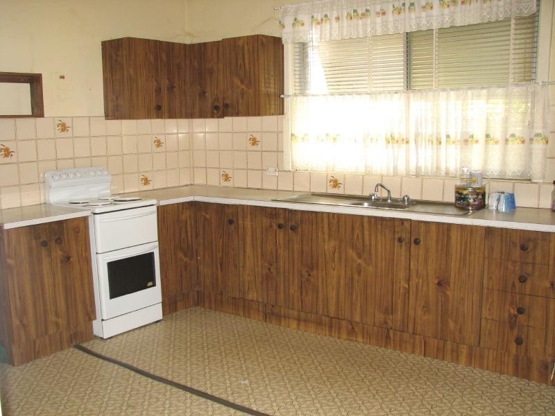 158 Sutton Street, Cootamundra NSW 2590