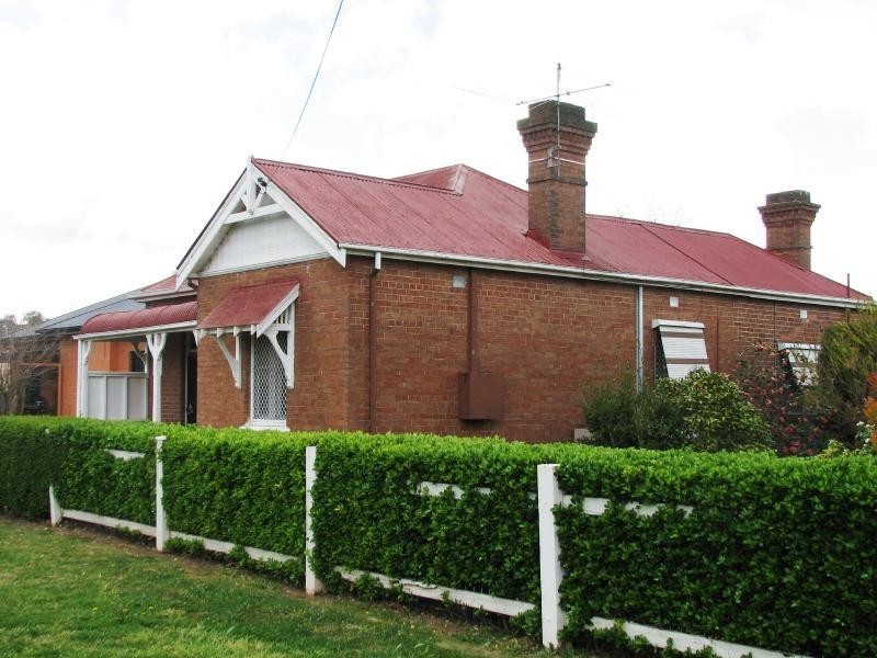 158 Sutton Street, Cootamundra NSW 2590