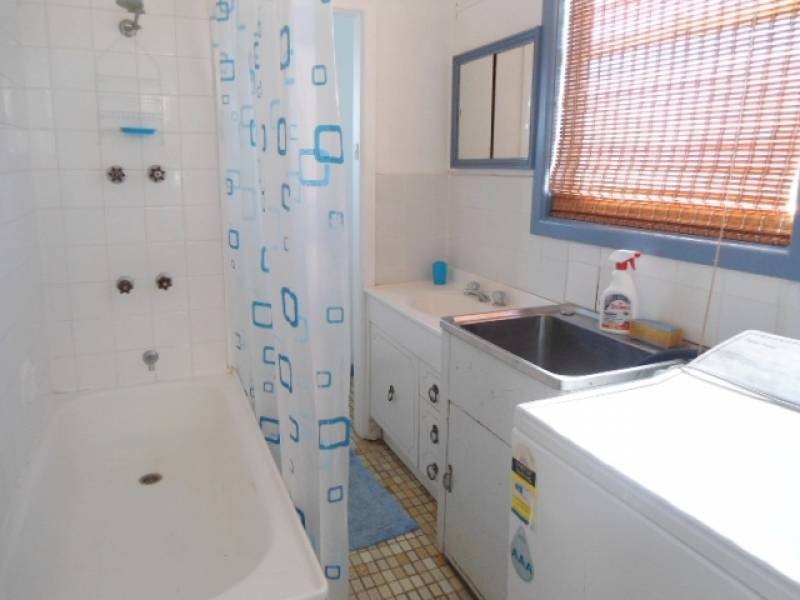 56 Gundagai Road, Cootamundra NSW 2590