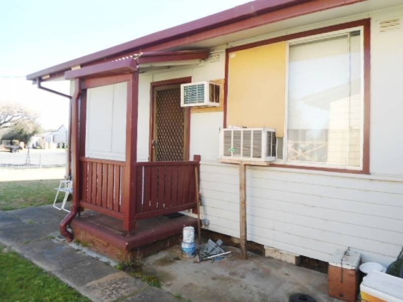 56 Gundagai Road, Cootamundra NSW 2590