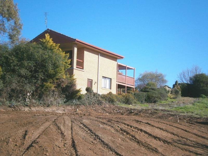 2 Ward Street, Cootamundra NSW 2590