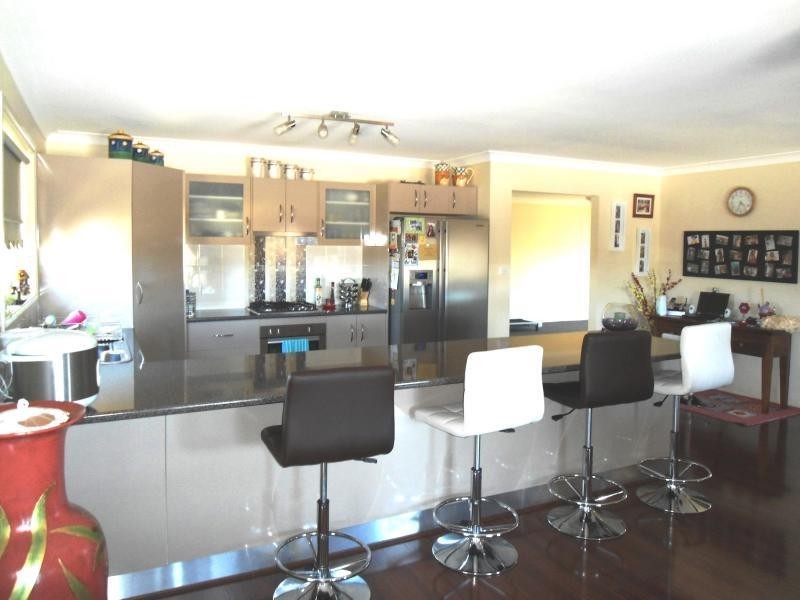 16 Hills Street, Young NSW 2594