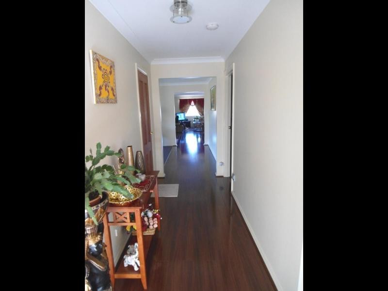 16 Hills Street, Young NSW 2594