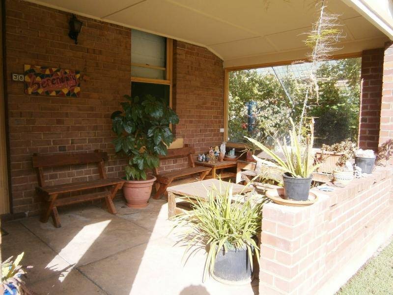 38 Florance Street, Cootamundra NSW 2590