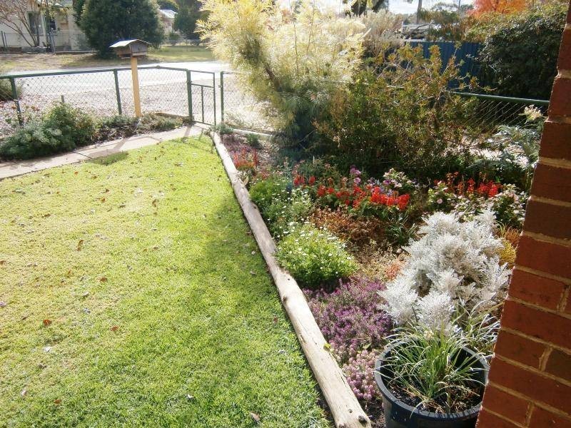 38 Florance Street, Cootamundra NSW 2590