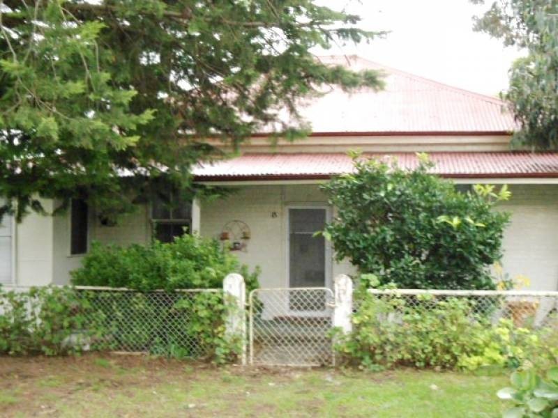 3 Grey Street, Wallendbeen NSW 2588