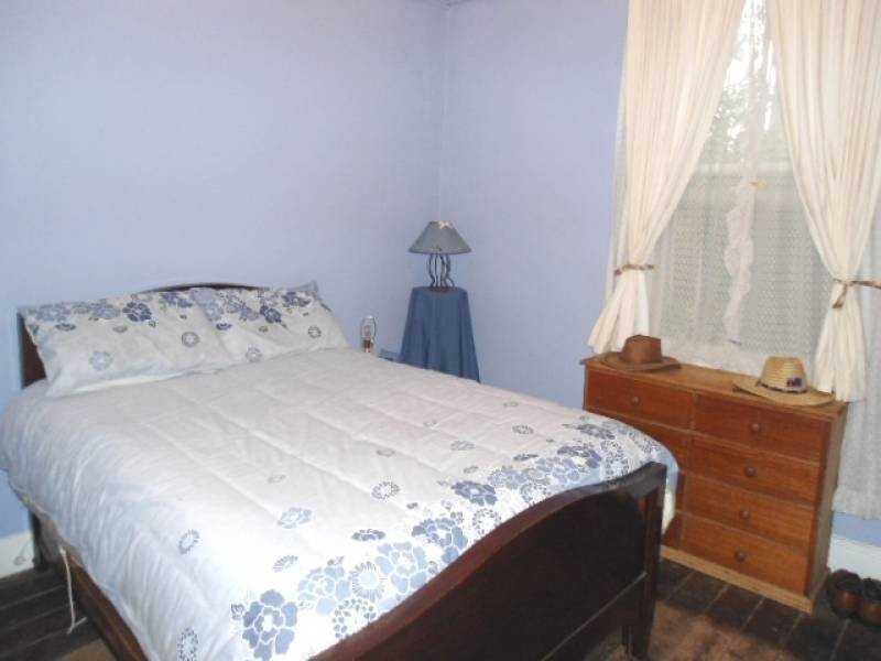 3 Grey Street, Wallendbeen NSW 2588