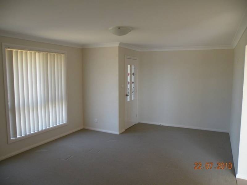 113 Binalong Street, Young NSW 2594