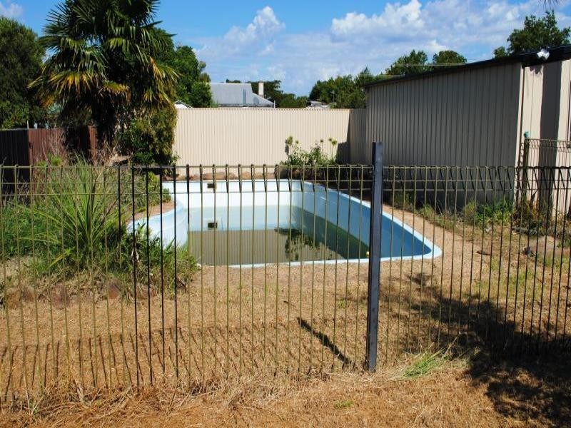 24 Renehan Street, Cootamundra NSW 2590