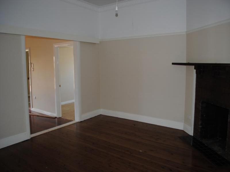 24 Renehan Street, Cootamundra NSW 2590