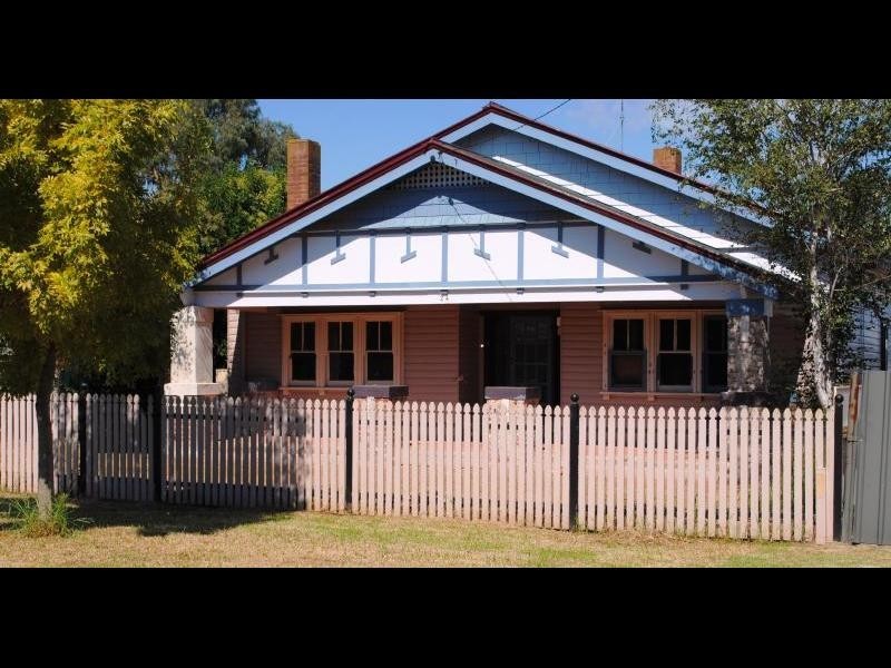 24 Renehan Street, Cootamundra NSW 2590