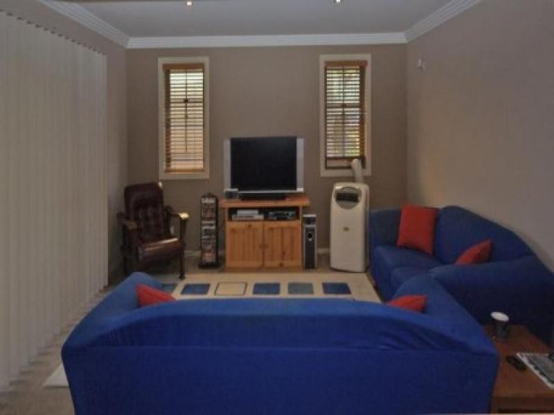 8/1-7 Barsden Street, Camden NSW 2570