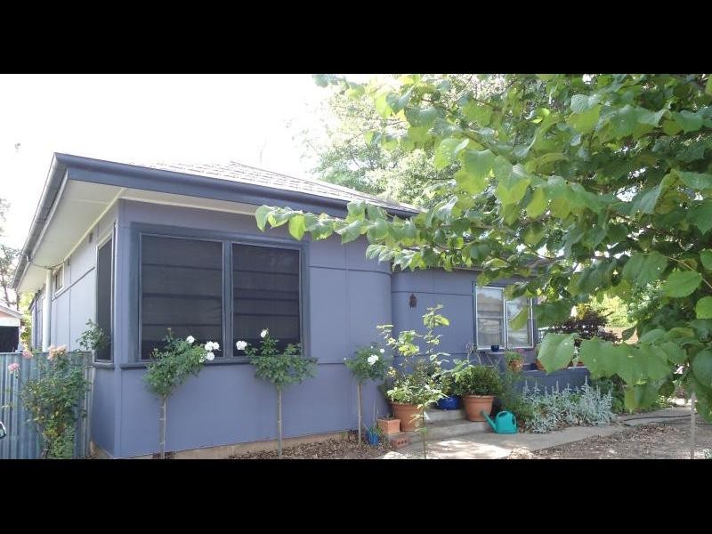 35 Bapaume Street, Cootamundra NSW 2590