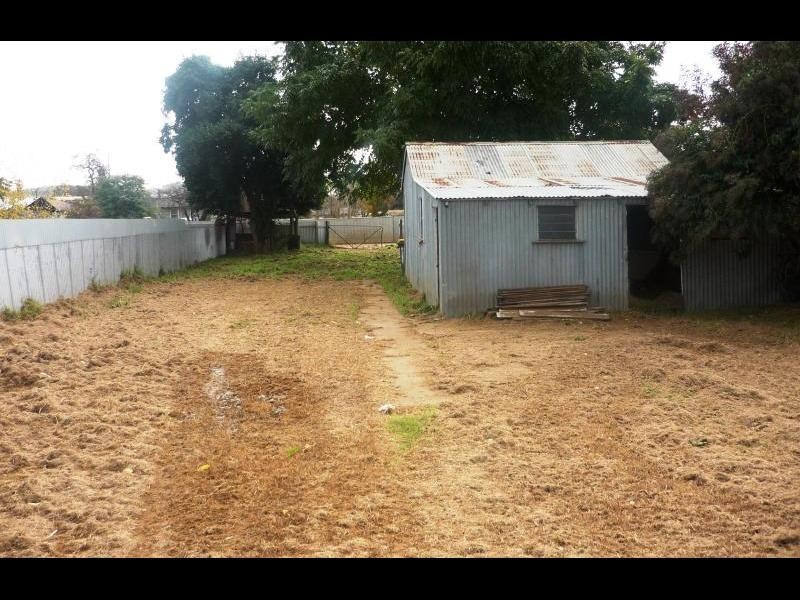 13 Warren Street, Cootamundra NSW 2590