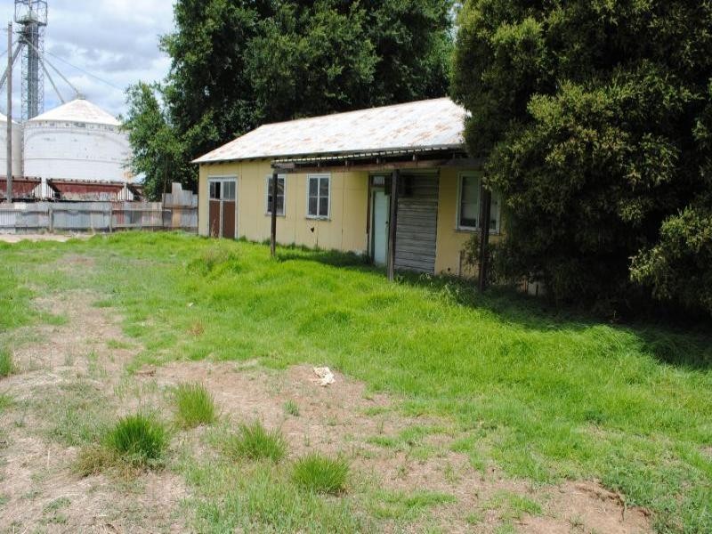 58 Hovell Street, Cootamundra NSW 2590