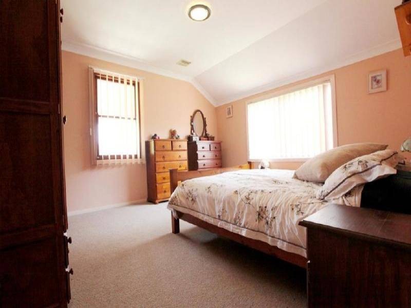 24 Sutton Street, Cootamundra NSW 2590