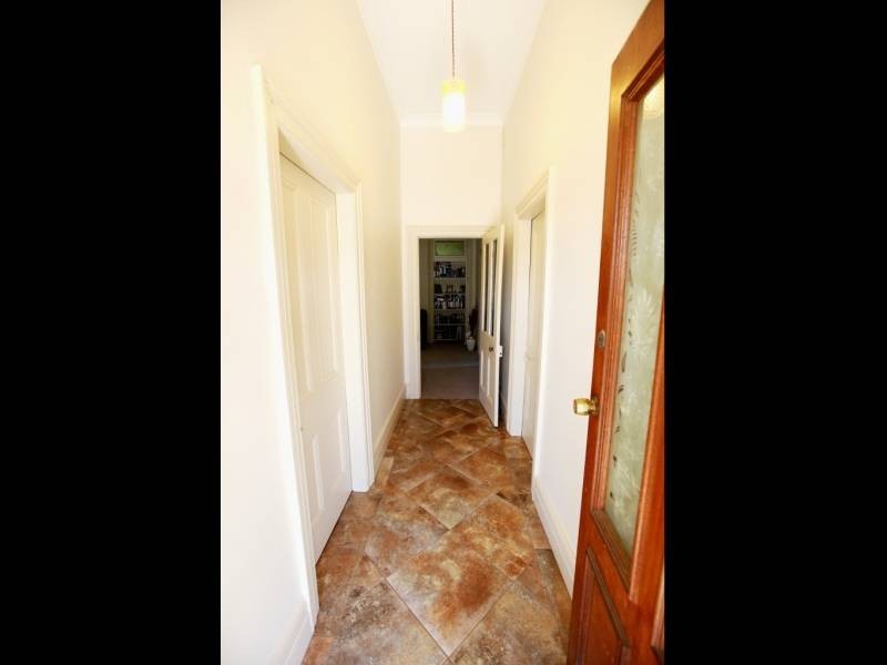 24 Sutton Street, Cootamundra NSW 2590