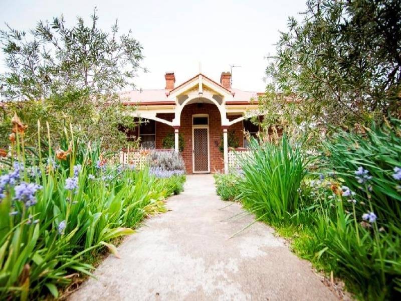 24 Sutton Street, Cootamundra NSW 2590