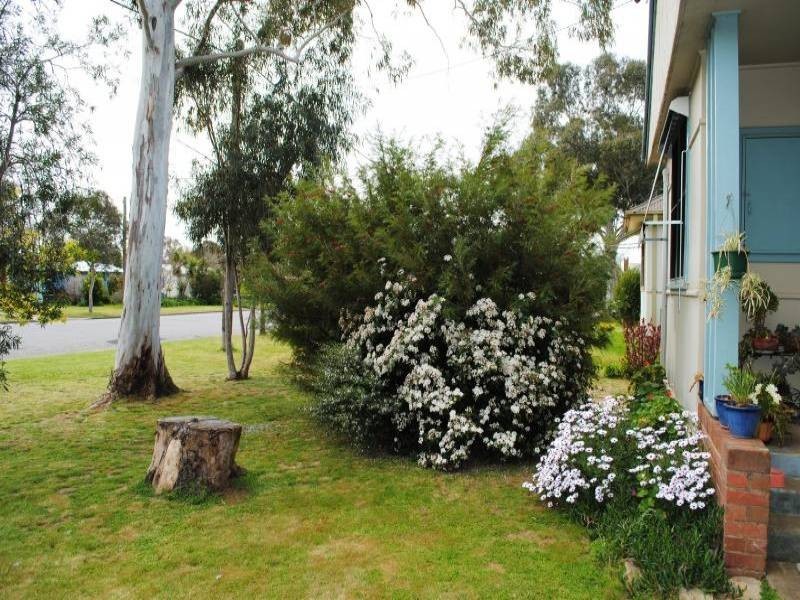 194 Thompson Street, Cootamundra NSW 2590