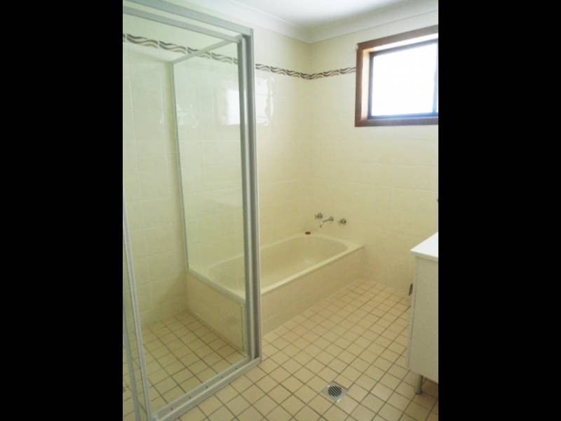 67 Rodeo Drive, Cootamundra NSW 2590